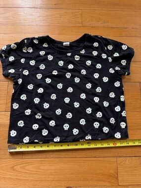 Black Skull Print Crop Top - Women's Cute Graphic Tee